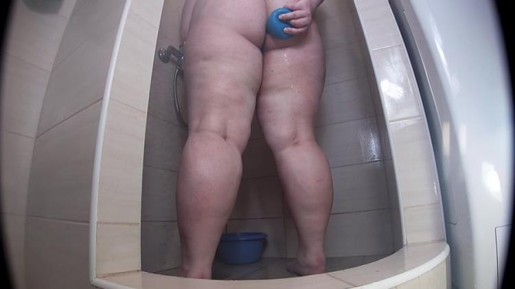 margo - Scatshop - Fat Girl Messy Bath Enema (2021 | UltraHD/2K)